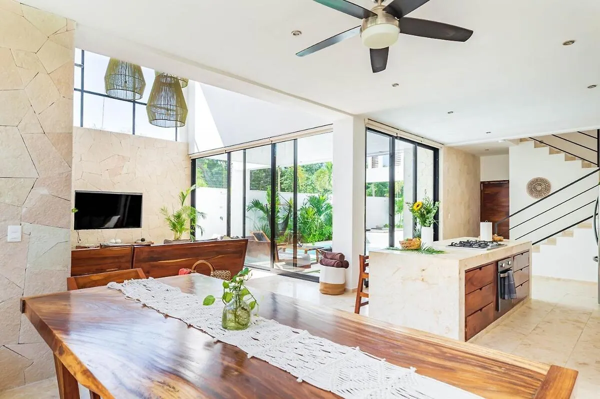 הוילה טולום Casa Solesta 0*,
